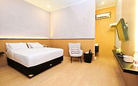 Berlian Abadi Hotel